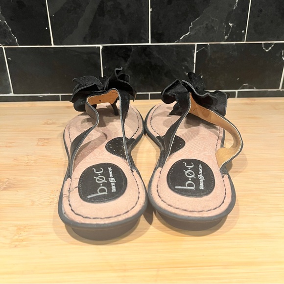 Born Concept Sz 8.5 Padded Black Tan Leather Strap Flower Sandals Slip Ons - Picture 3 of 12